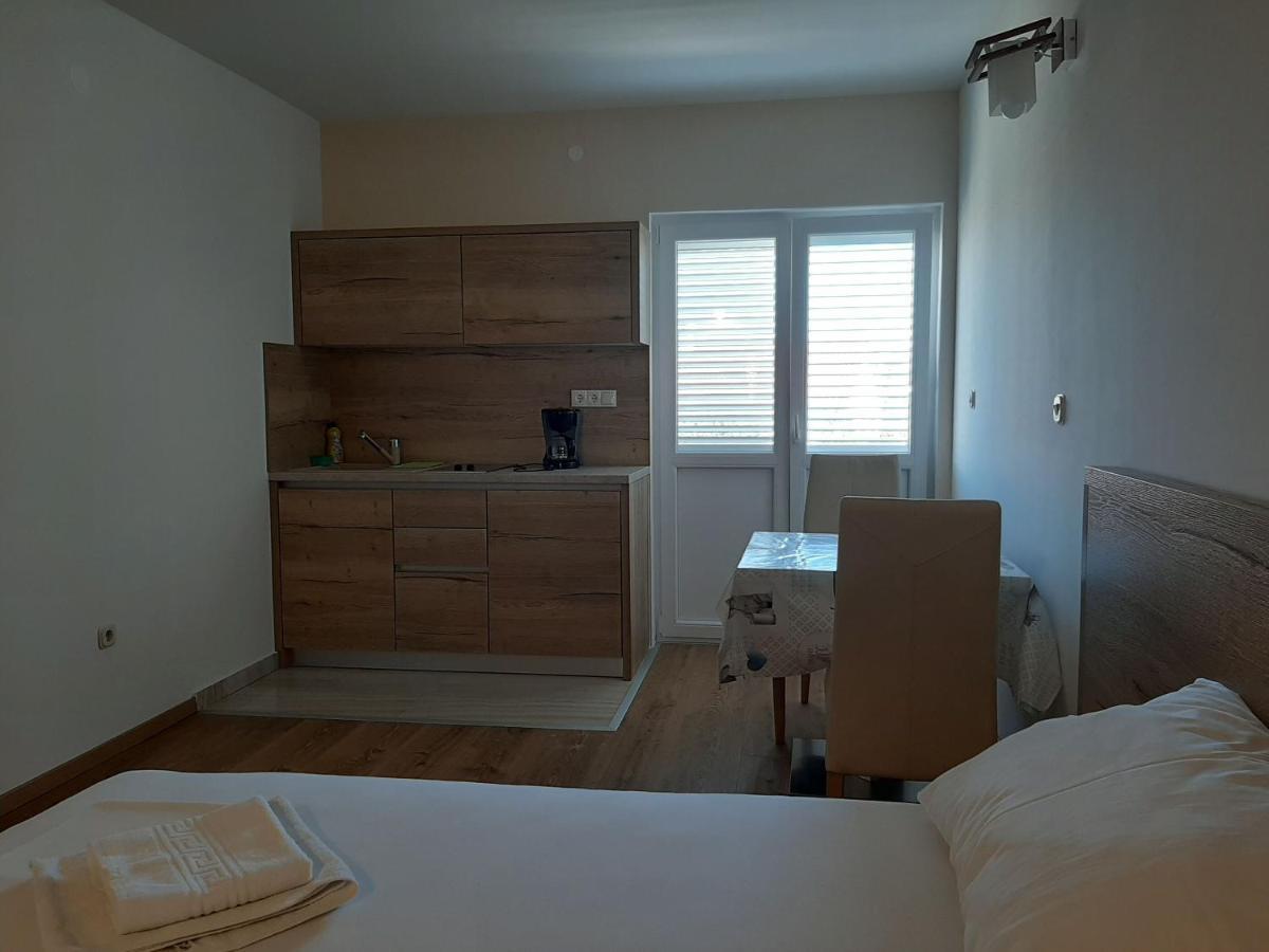 Apartments Edo Novalja Luaran gambar
