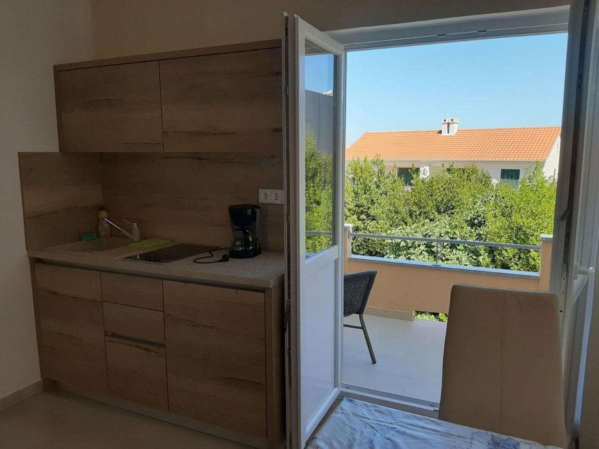 Apartments Edo Novalja Luaran gambar